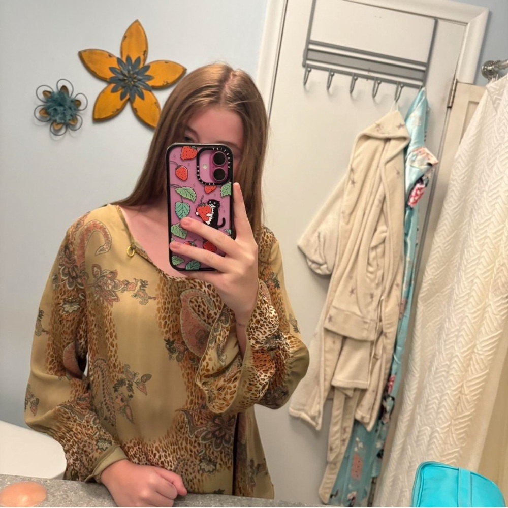 NICOLA Beige Floral Women's Blouse